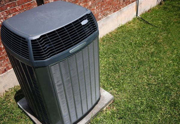 8 Air Conditioning Maintenance Tips