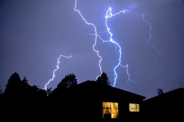 Is It Okay to Run Your A/C During a Thunderstorm?